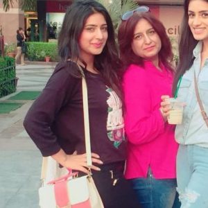 Shiny Dixit (Actress) Height, Weight, Age, Affairs, Biography & More