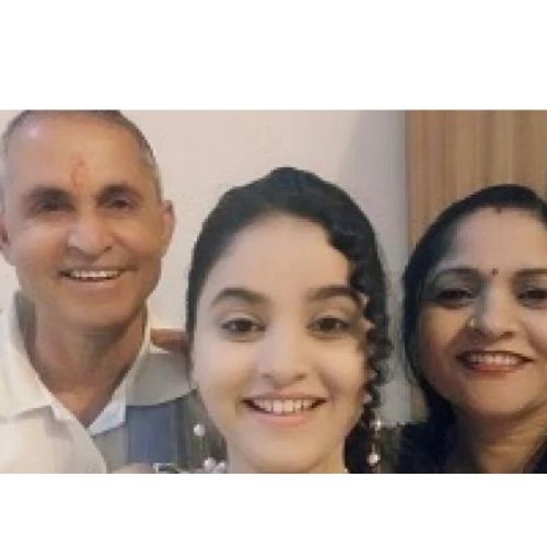 Riya with parents