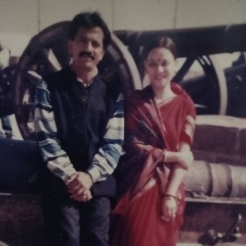 Shruti Sharma Parents