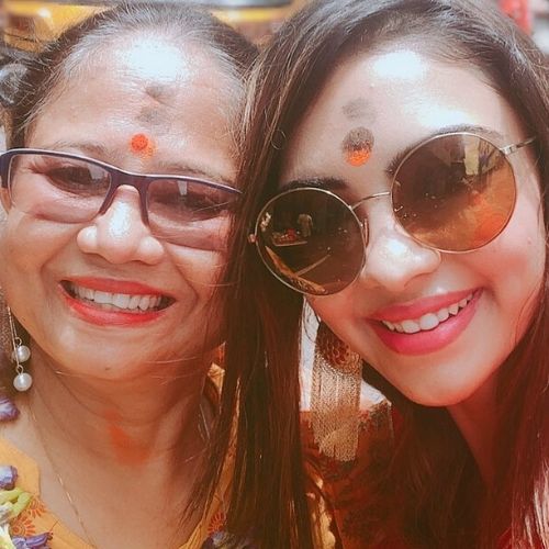 Pooja Banerjee with her mother