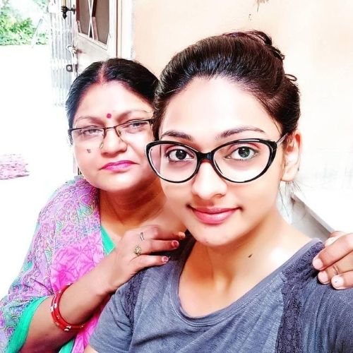 Akanksha Pal with Mother