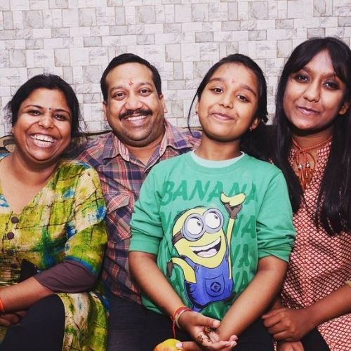 Aavya Saxena with Family
