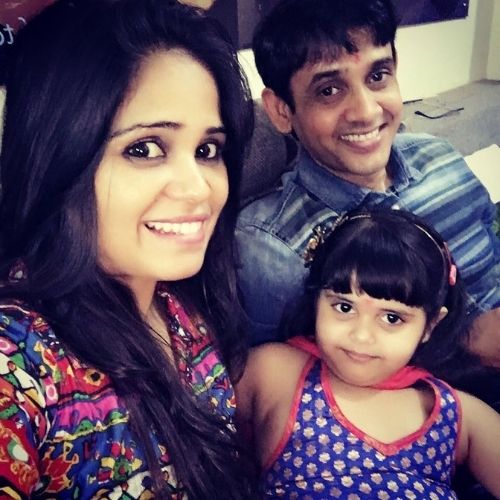 Garima Vikrant Singh with Family (Husband and Doughter)