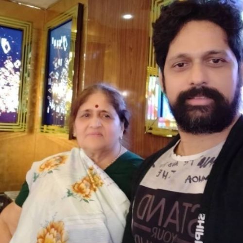 Rajesh Shringarpure with Mother