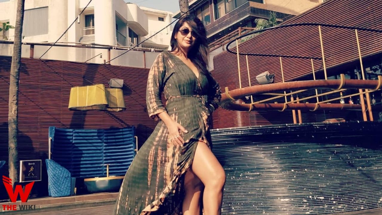 Ravee Gupta (Actress)