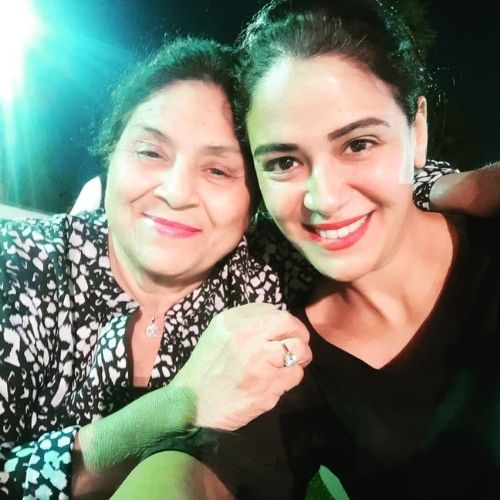 Mona Singh with Mother
