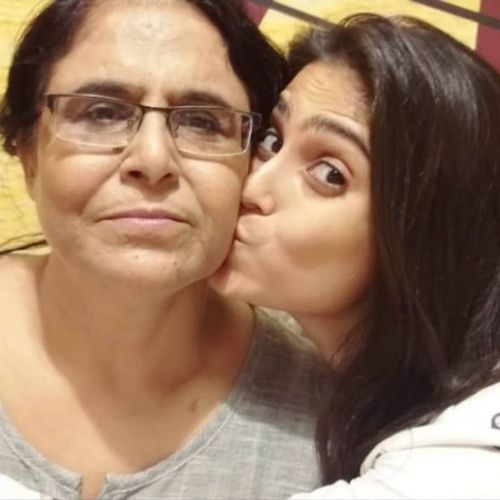 Naina Ganguly with Mother