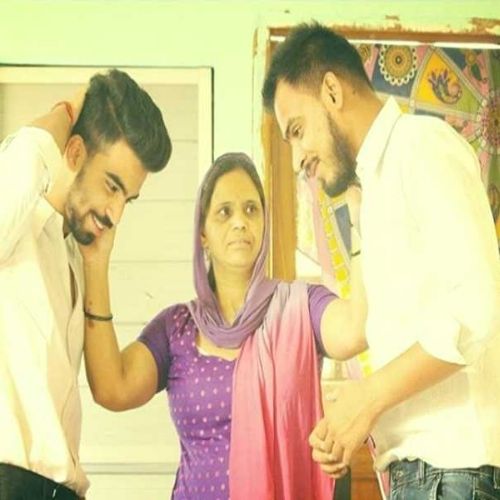 Amit Bhadana with Mother and Brother