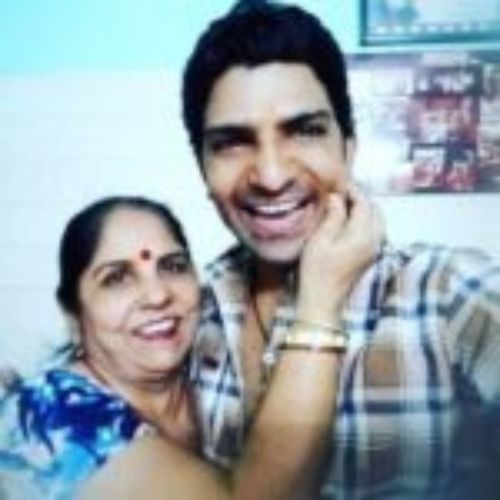 Jatin Sarna with Mother
