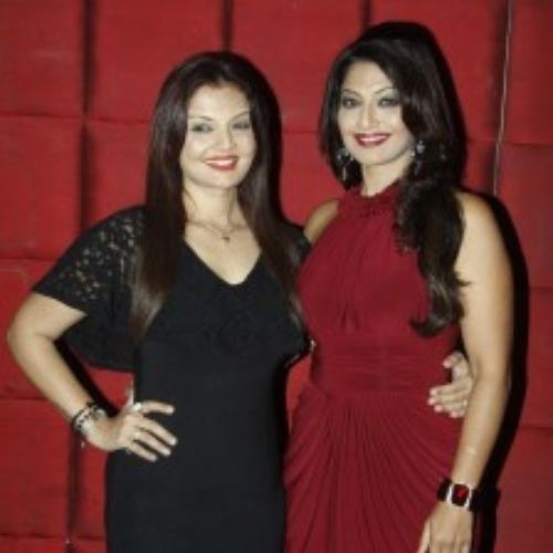 Deepshika Nagpal with Her Sister Arti Nagpal