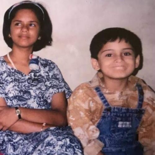 Siddharth Chandekar with sister (Childhood Picture)