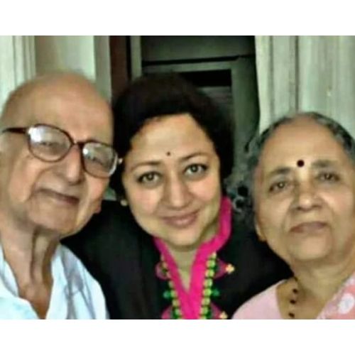 Vinaya Prasad with Parents