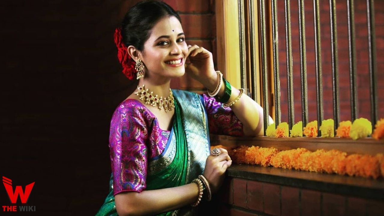 Deepti Devi (Actress)