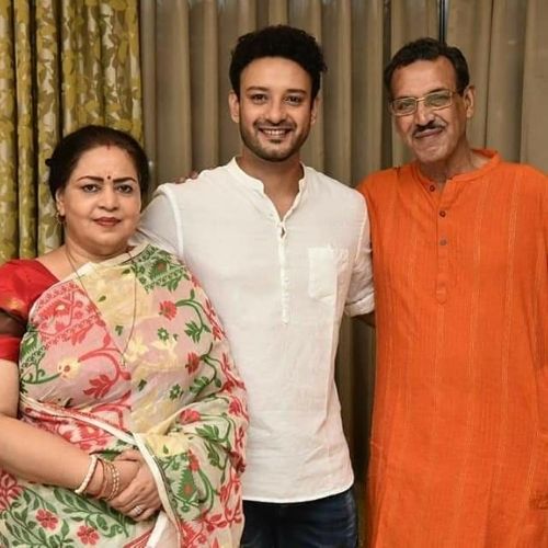 Saheb Bhattacharya with Parents