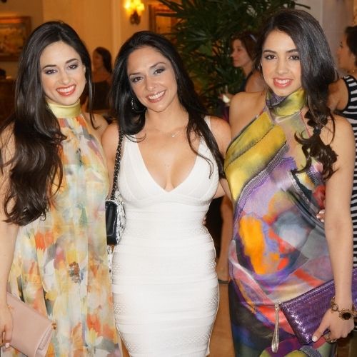 Jeanine Mason (Actress) with Sisters