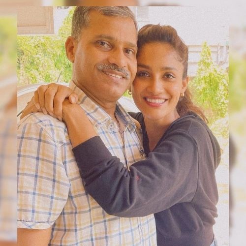 Sushrii Shreya Mishraa with Father