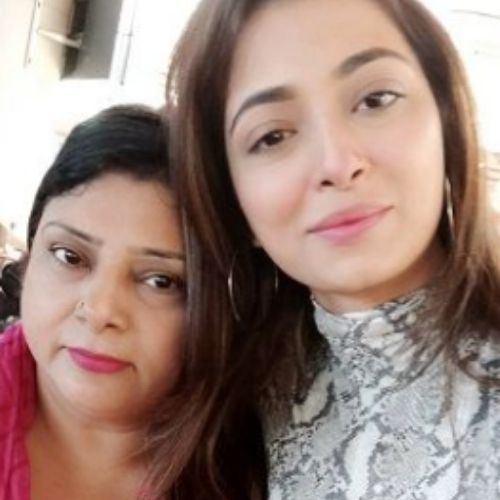 Afreen Alvi with Mother