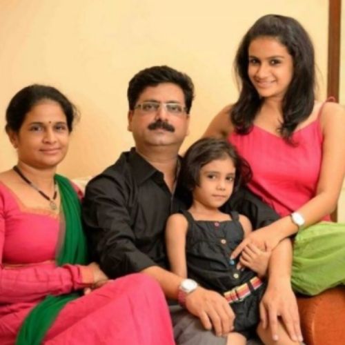 Resham Shrivardhan Family