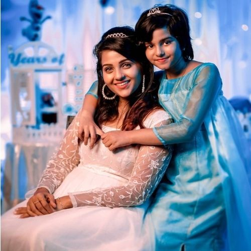 Krithika Laddu with Her Daughter