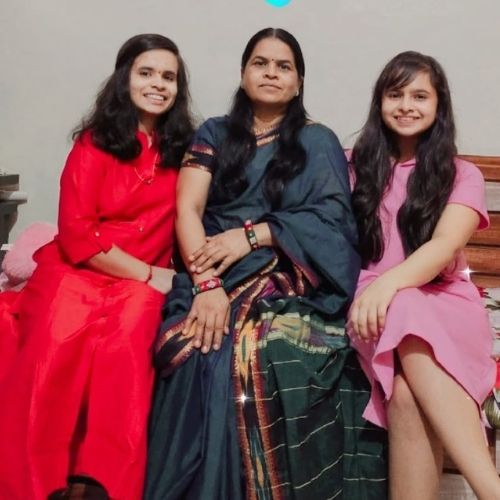 Dipali Borkar with Her Mother and Sister