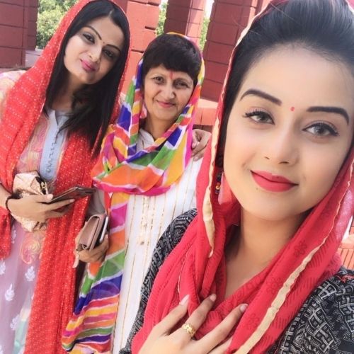 Molina Sodhi with Mother and Sister