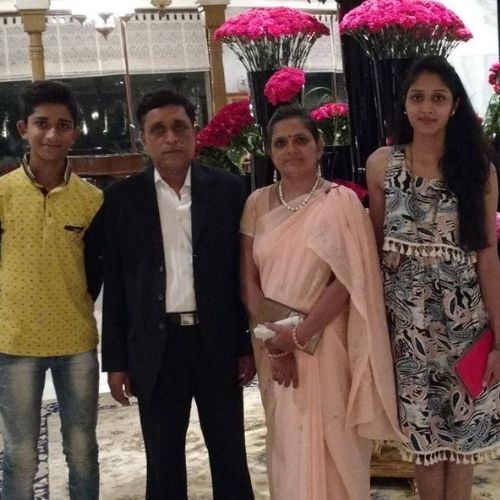 Smrithi Srikanth Family