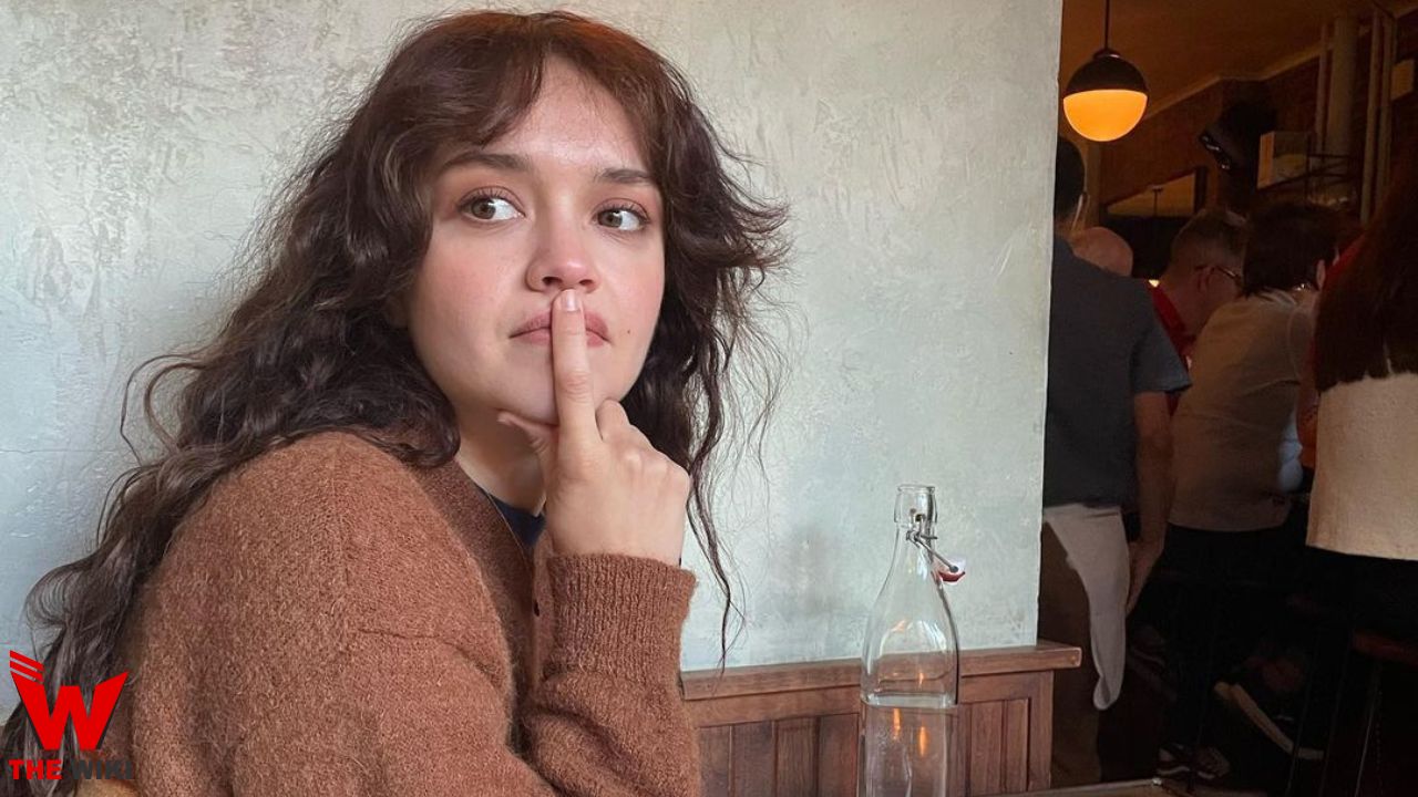 Olivia Cooke (Actress)