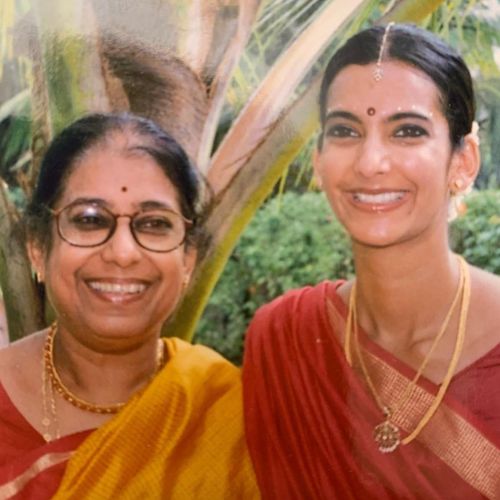 Poorna Jagannathan with mother