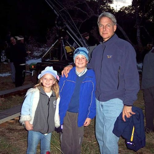 Kali Majors, Austin Majors, and Mark Harmon on the set of "NCIS" for the episode "Witch Hunt"