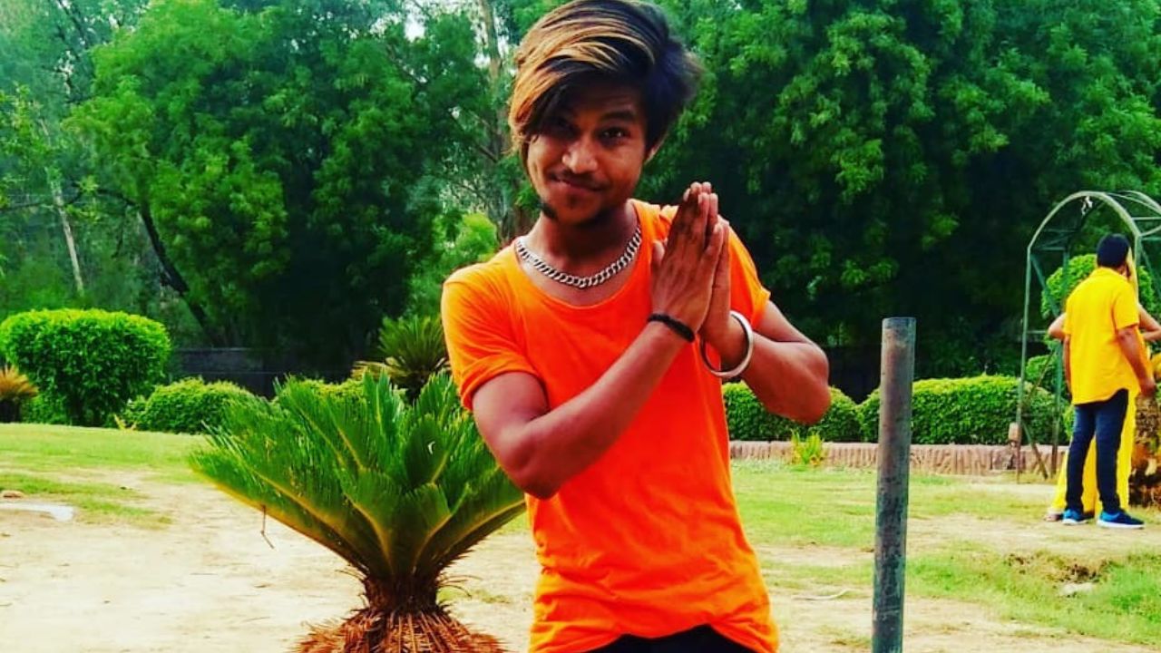 Babul Bihari (Singer)