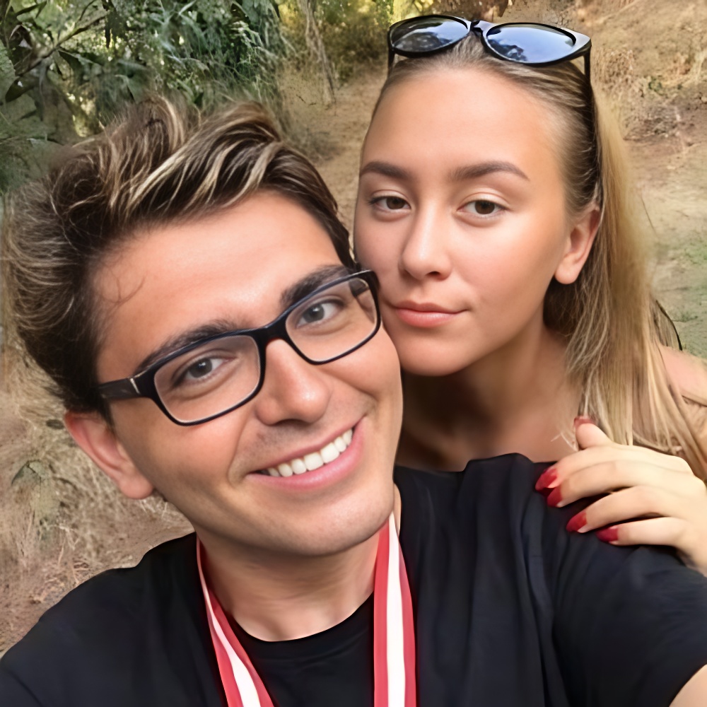 Navid Sole's Girlfriend