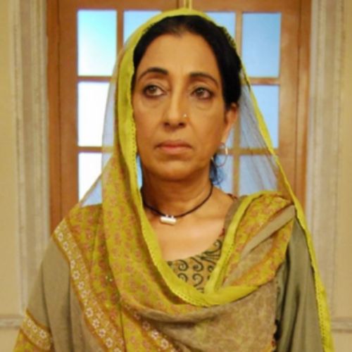 Shriya Jha's mother