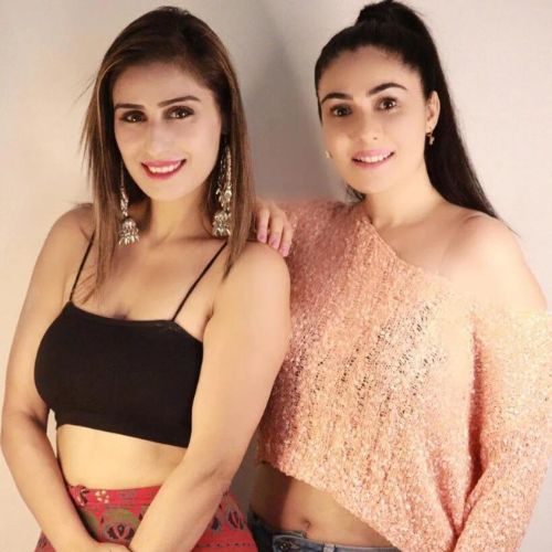 Sonia Kaur with sister