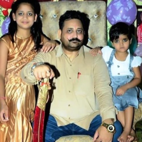 Sukhdev Singh Gogamedi's daughters